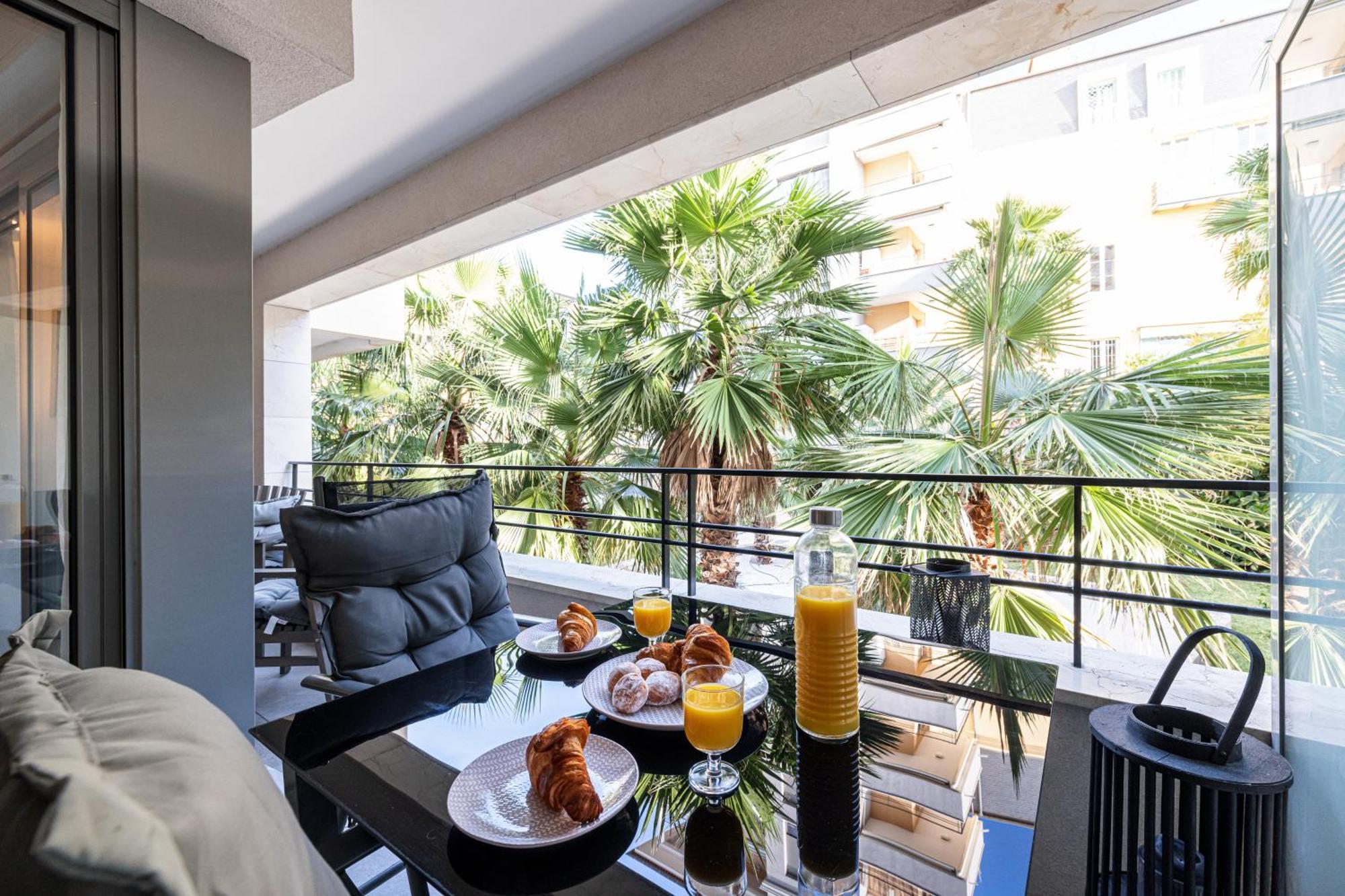 Centre Terrasse Climatisation 50m Menton